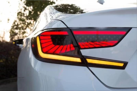 HONDA ACCORD 2020+ IÇIN UYUMLU OMURGA LED STOP - SMOKE